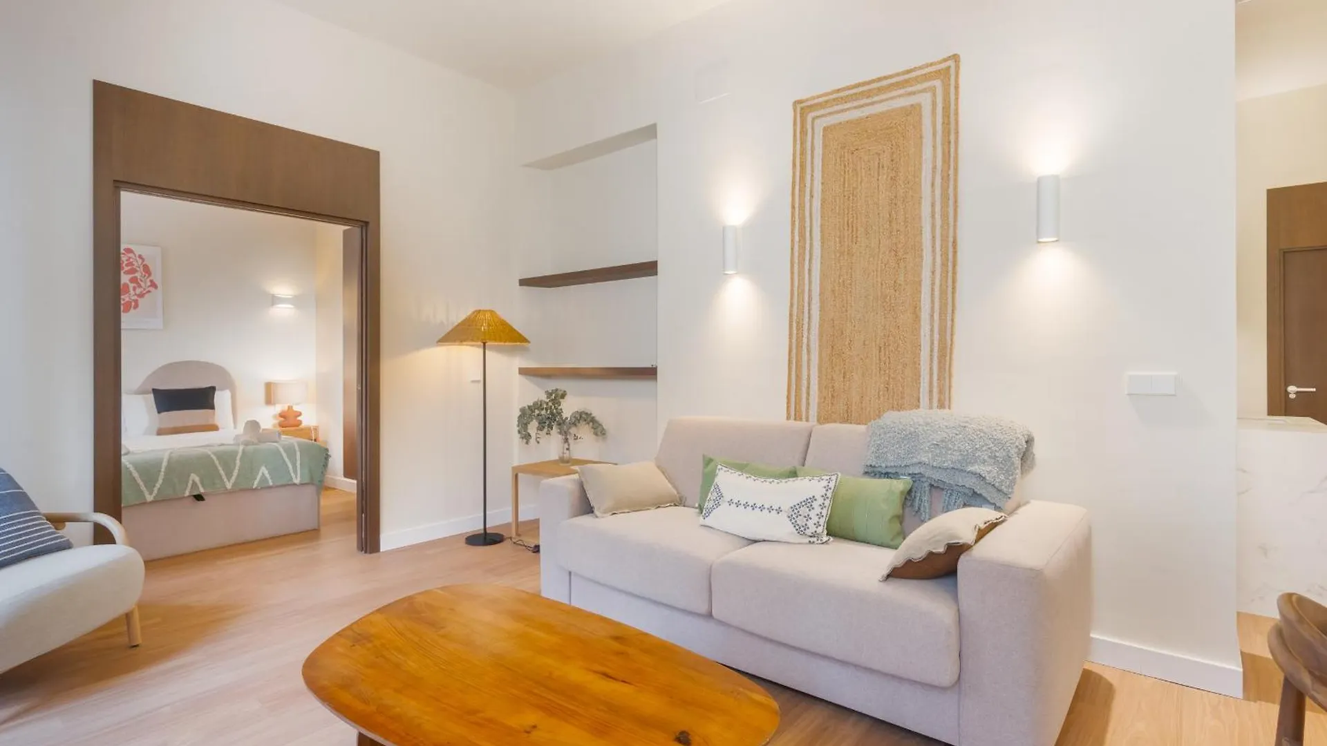 New And Design - Rooftop Solarium - Alameda Seville Apartment
