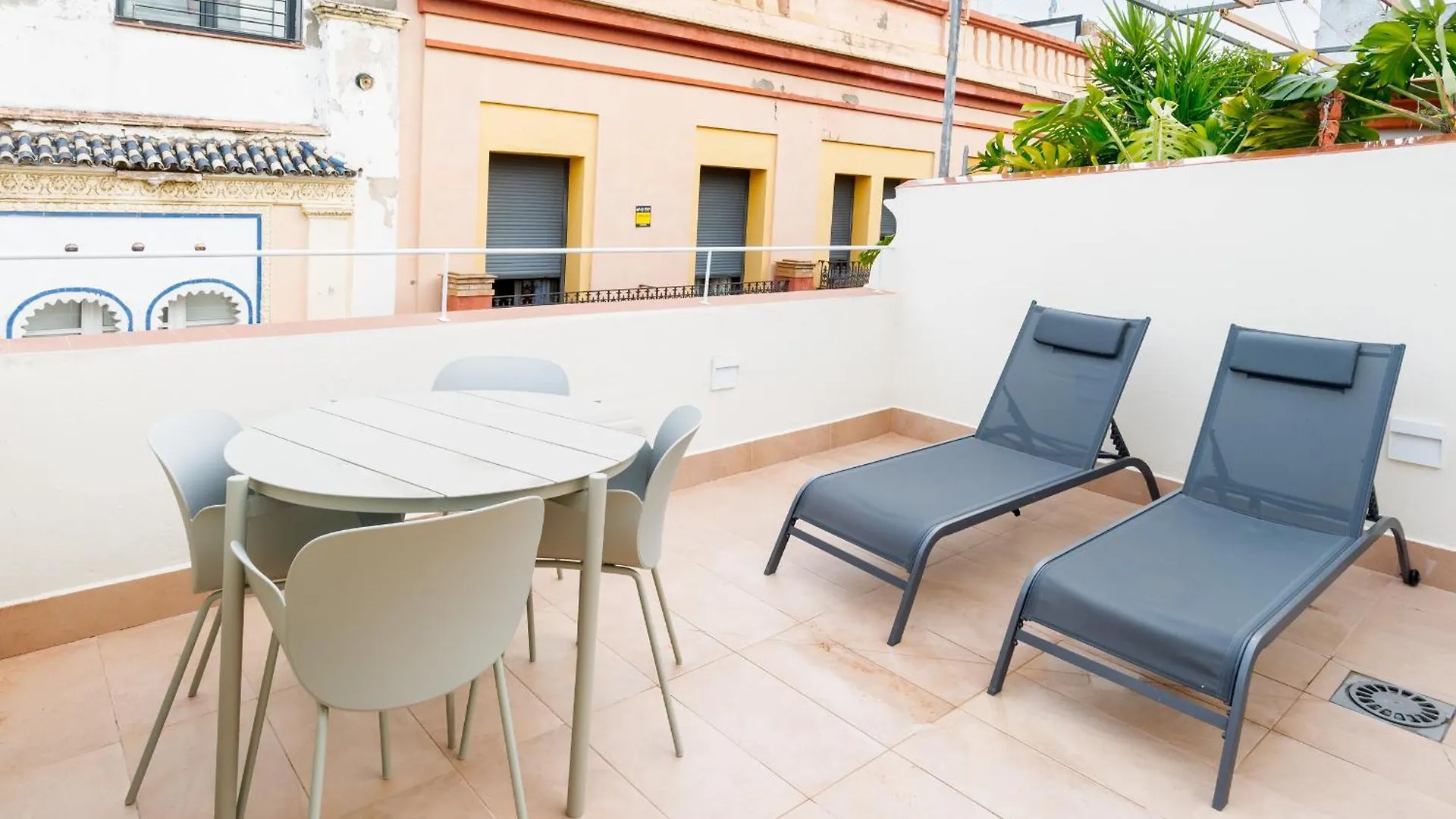 New And Design - Rooftop Solarium - Alameda Seville